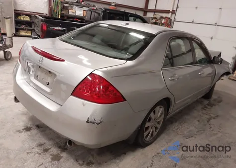 2006 Honda Accord 3.0 Ex from USA, damaged, VIN 1HGCM66586A042993